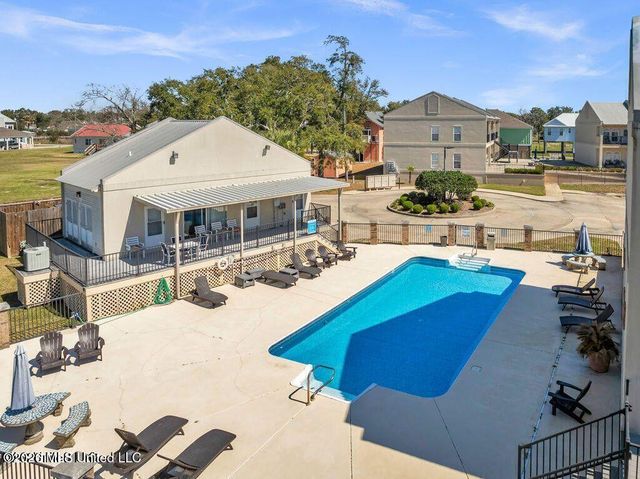 548 W Beach Boulevard, 110, Long Beach, MS 39560