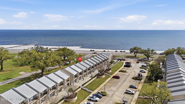 548 W Beach Boulevard, 110, Long Beach, MS 39560