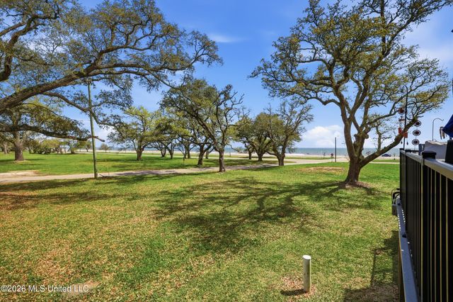 548 W Beach Boulevard, 110, Long Beach, MS 39560