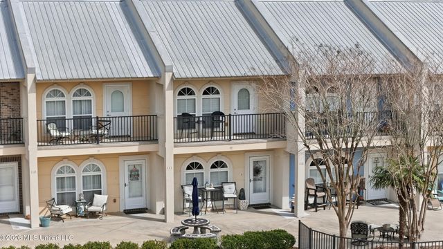 548 W Beach Boulevard, 110, Long Beach, MS 39560