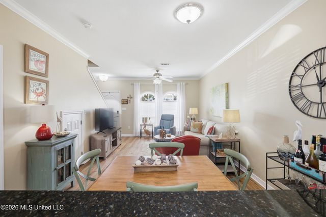 548 W Beach Boulevard, 110, Long Beach, MS 39560