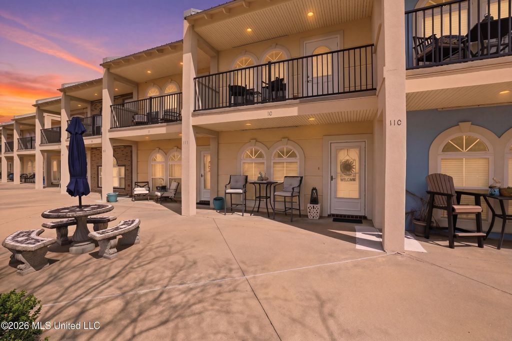 548 W Beach Boulevard, 110, Long Beach, MS 39560