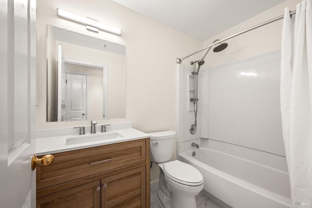 431-433 University St, Healdsburg, CA 95448