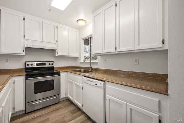 431-433 University St, Healdsburg, CA 95448