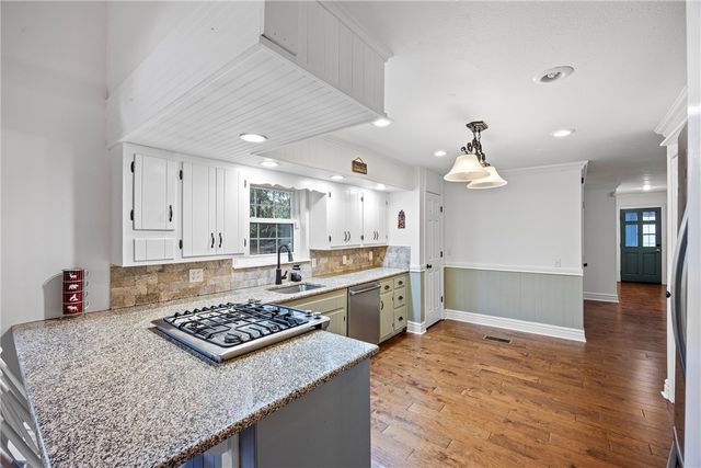 410 Mountain View Court, Russellville, AR 72802