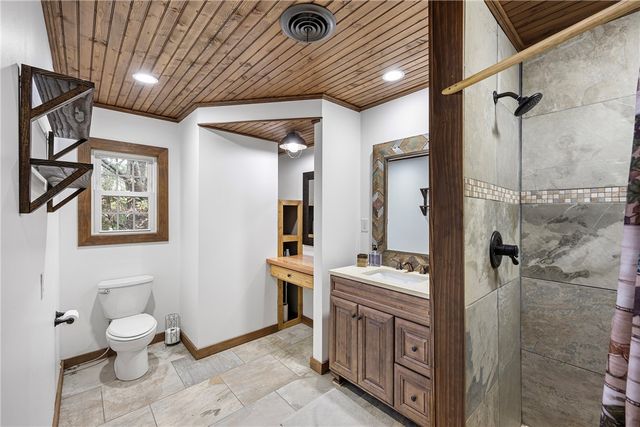 410 Mountain View Court, Russellville, AR 72802