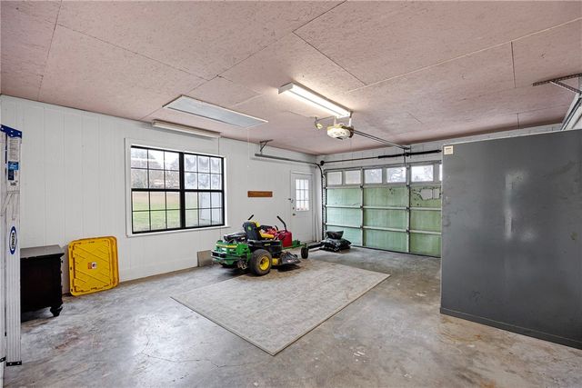 410 Mountain View Court, Russellville, AR 72802