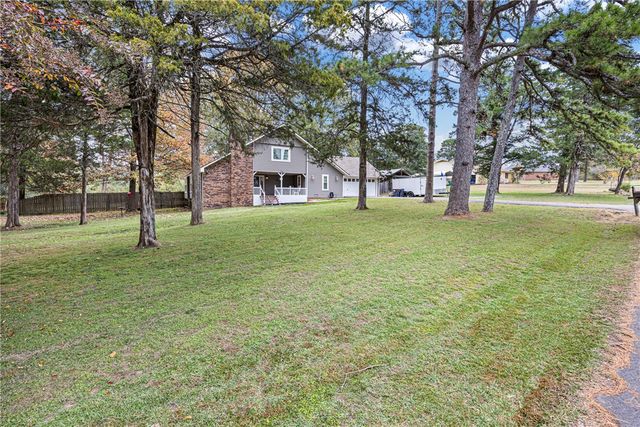 410 Mountain View Court, Russellville, AR 72802