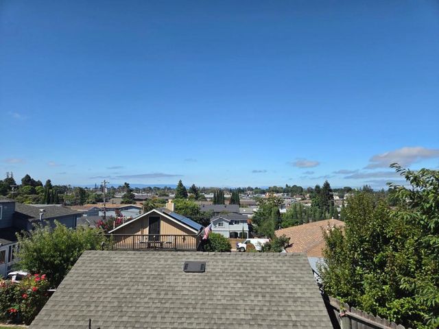 16640 Los Banos Street, San Leandro, CA 94578