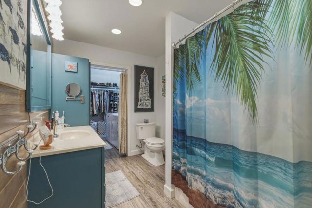 16640 Los Banos Street, San Leandro, CA 94578