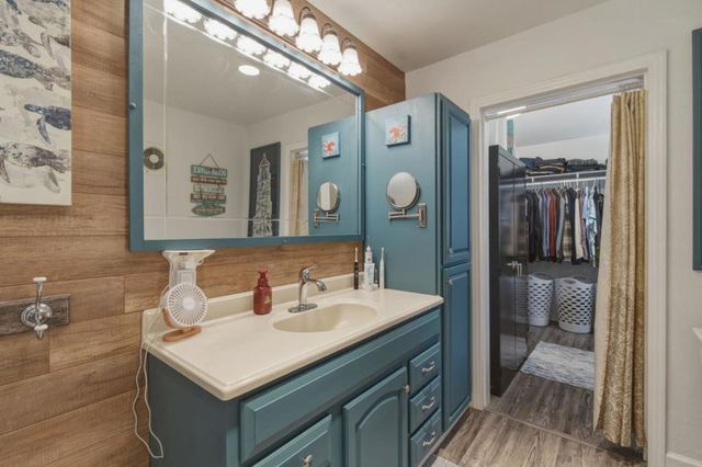 16640 Los Banos Street, San Leandro, CA 94578