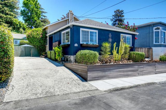 16640 Los Banos Street, San Leandro, CA 94578