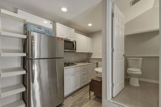 16640 Los Banos Street, San Leandro, CA 94578