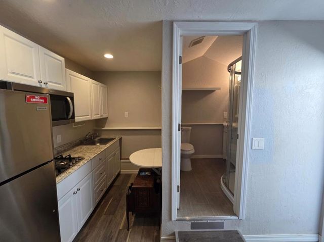 16640 Los Banos Street, San Leandro, CA 94578