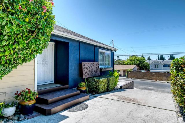 16640 Los Banos Street, San Leandro, CA 94578