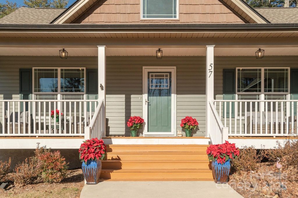 57 Pounding Mill Road, Hendersonville, NC 28792