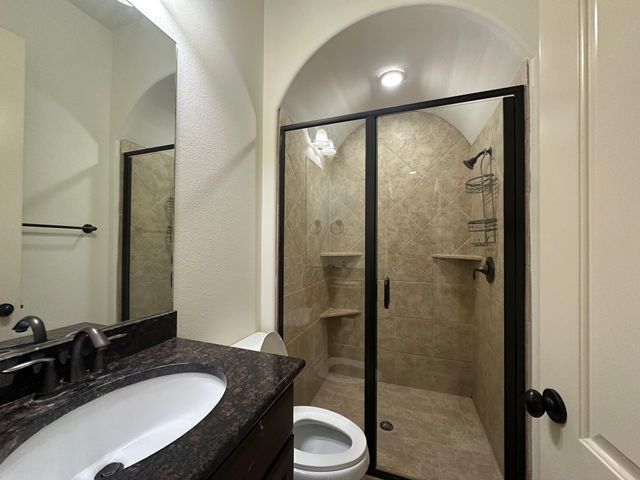 906 Madison Fork DR, Lakeway, TX 78738