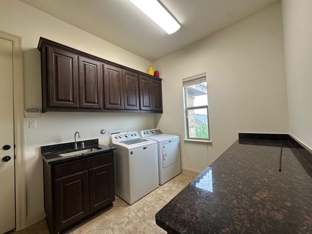 906 Madison Fork DR, Lakeway, TX 78738