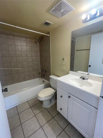 6255 Kendale Lakes Cir 116, Miami, FL 33183