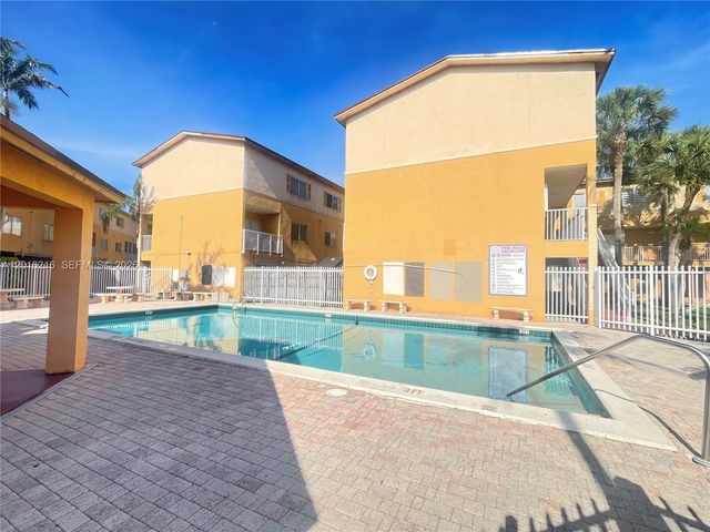 6255 Kendale Lakes Cir 116, Miami, FL 33183