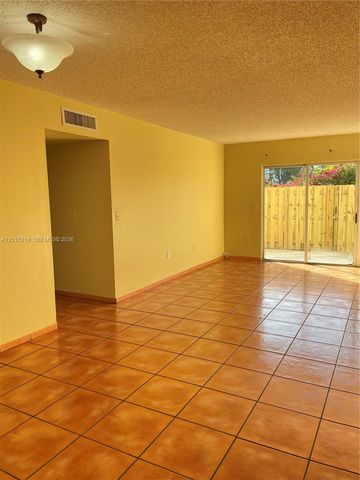 6255 Kendale Lakes Cir 116, Miami, FL 33183