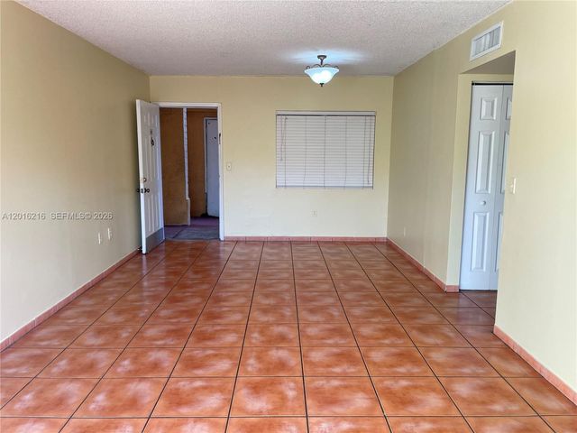6255 Kendale Lakes Cir 116, Miami, FL 33183