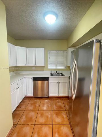 6255 Kendale Lakes Cir 116, Miami, FL 33183