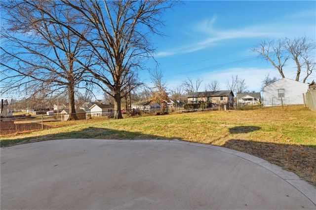 207 Kibler Road, Excelsior Springs, MO 64024