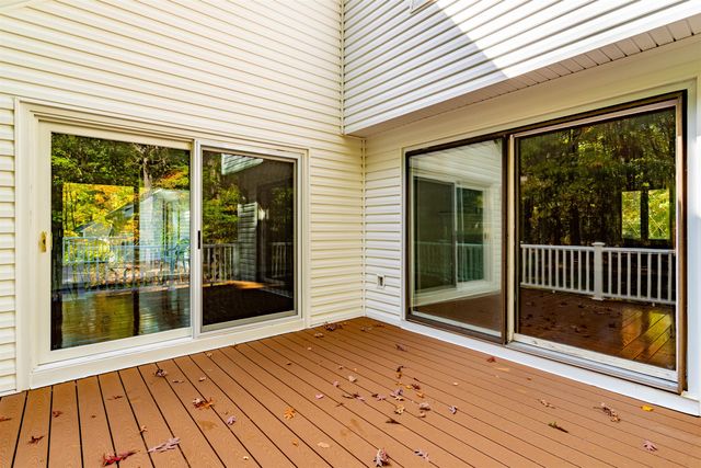 23 Golden Oaks Drive, Salem, NH 03079