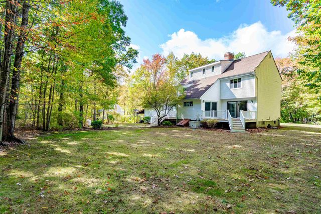 23 Golden Oaks Drive, Salem, NH 03079