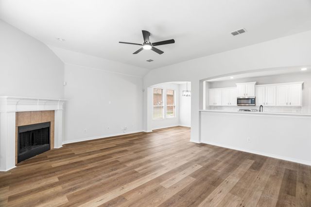 1738 Rock Ridge Drive, Cedar Hill, TX 75104