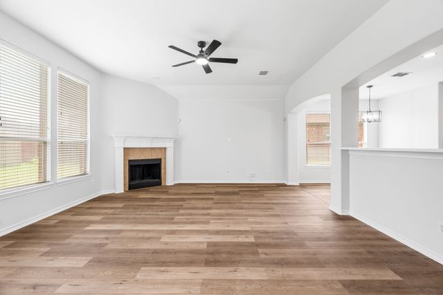 1738 Rock Ridge Drive, Cedar Hill, TX 75104