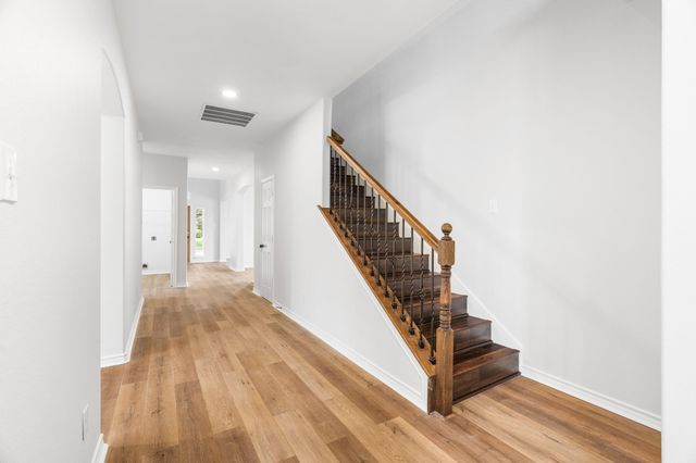 1738 Rock Ridge Drive, Cedar Hill, TX 75104
