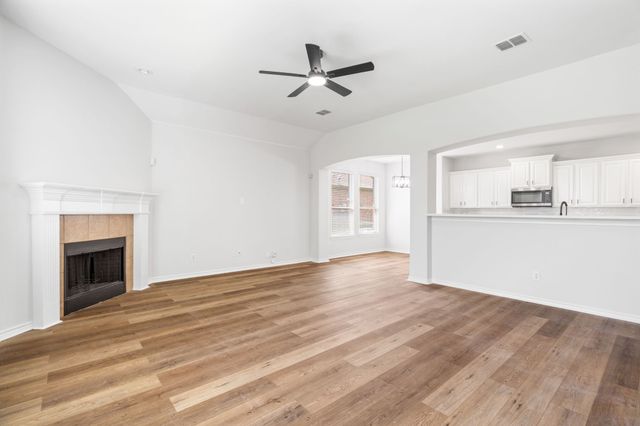 1738 Rock Ridge Drive, Cedar Hill, TX 75104
