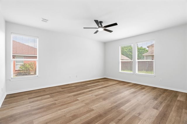 1738 Rock Ridge Drive, Cedar Hill, TX 75104