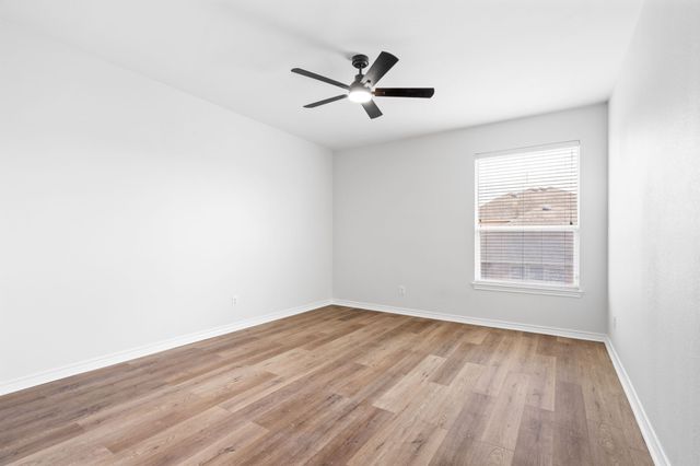 1738 Rock Ridge Drive, Cedar Hill, TX 75104