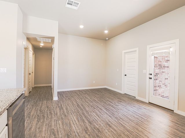 2014 Meridian Rd, Midland, TX 79705