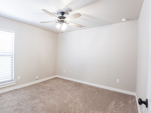 2014 Meridian Rd, Midland, TX 79705