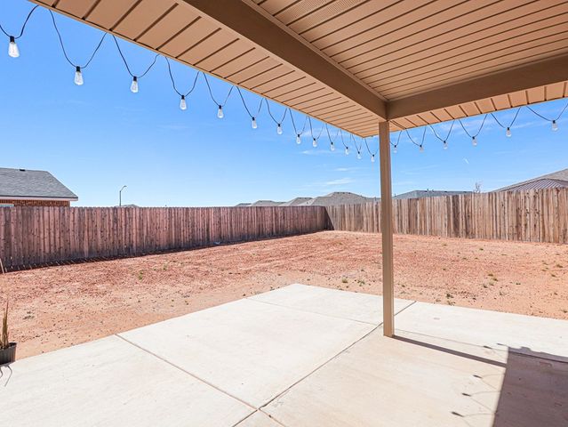 2014 Meridian Rd, Midland, TX 79705