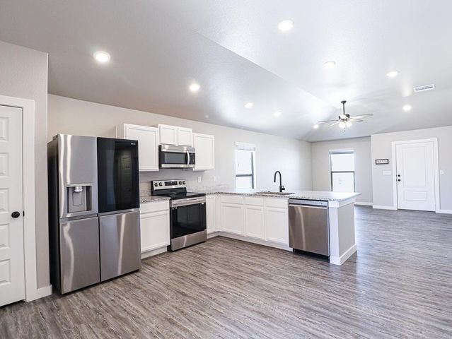 2014 Meridian Rd, Midland, TX 79705