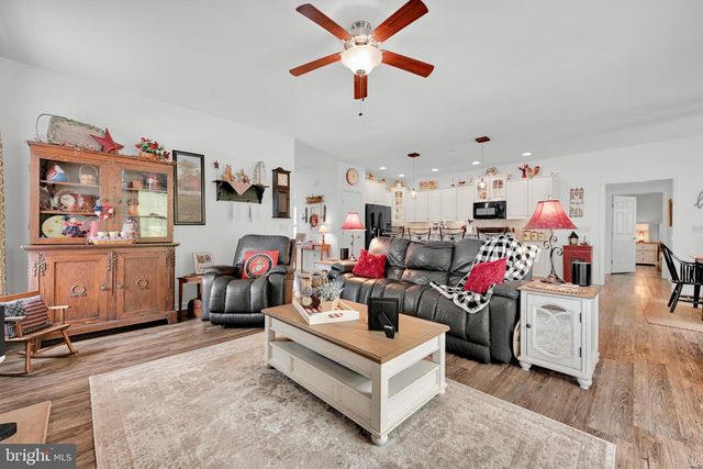 928 SWEETBAY LN., Lebanon, PA 17046