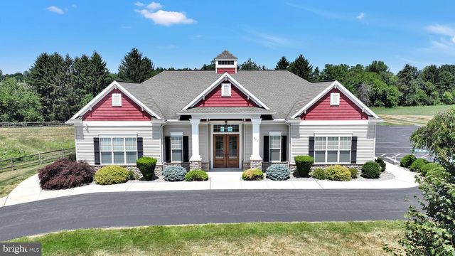 928 SWEETBAY LN., Lebanon, PA 17046