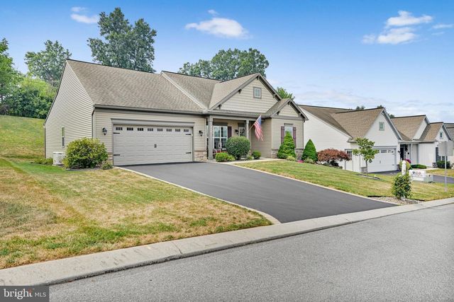 928 SWEETBAY LN., Lebanon, PA 17046