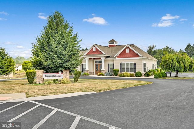928 SWEETBAY LN., Lebanon, PA 17046