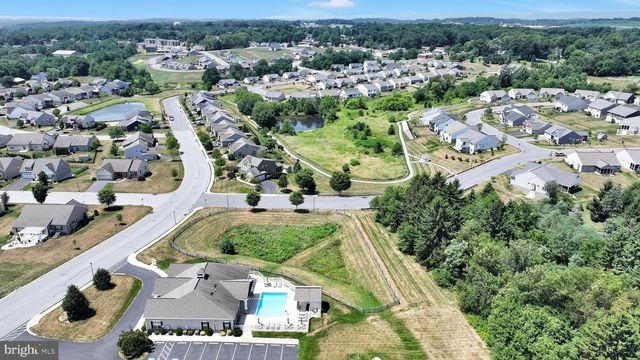 928 SWEETBAY LN., Lebanon, PA 17046