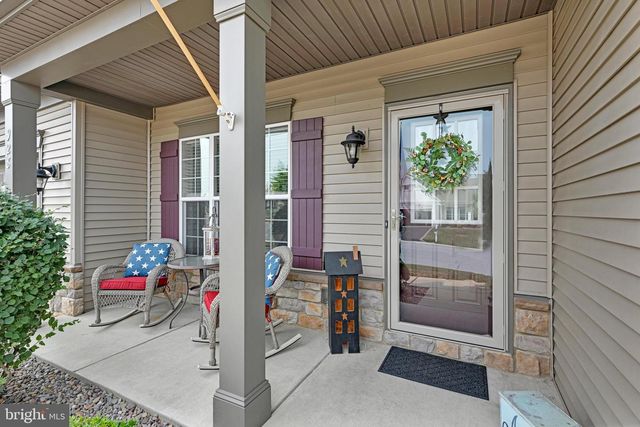 928 SWEETBAY LN., Lebanon, PA 17046