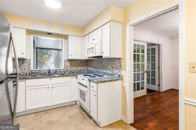 22 Glenald Way, Atlanta, GA 30327