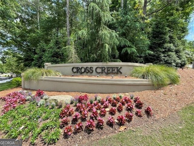 22 Glenald Way, Atlanta, GA 30327