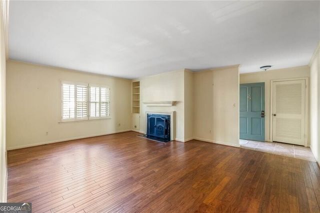 22 Glenald Way, Atlanta, GA 30327