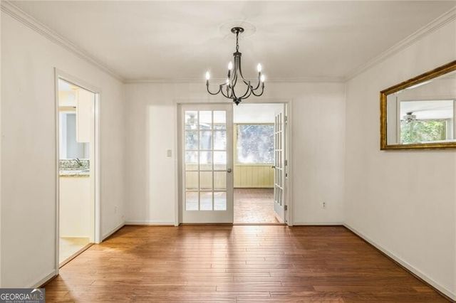 22 Glenald Way, Atlanta, GA 30327